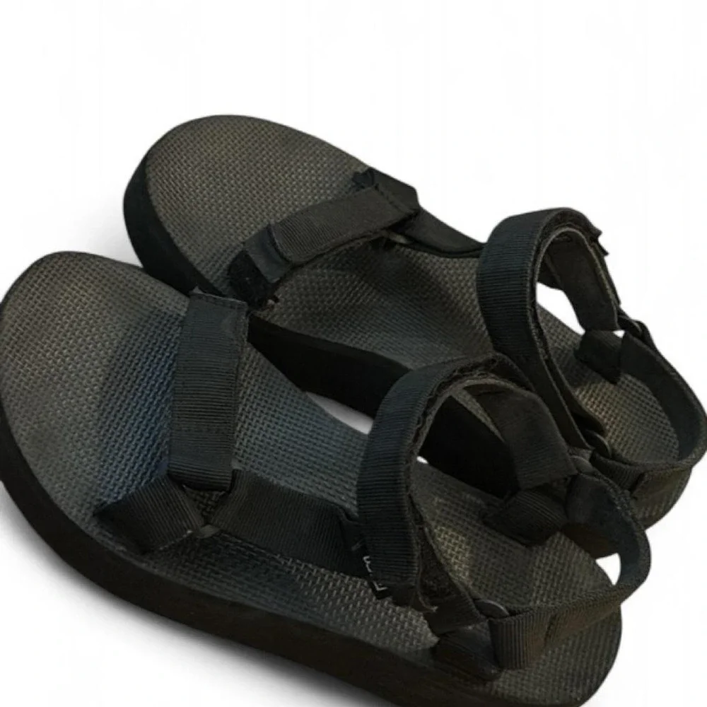 Teva Flatform Universal Black Platform Sandals Womens 9 Hook Loop Strappy
